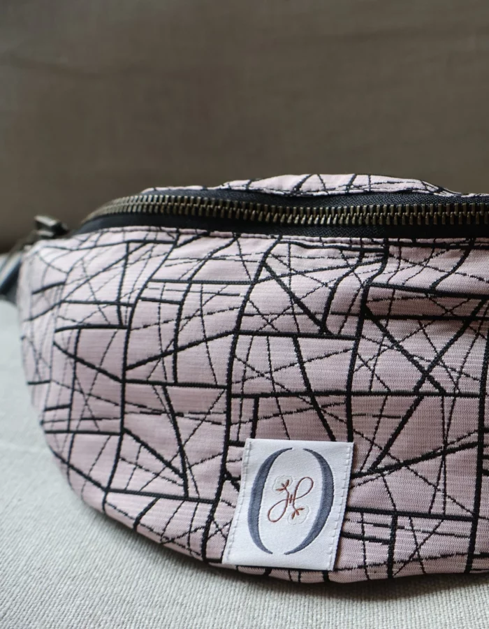 sac banane réversible rose et lignes noires, marque La 8eme Fois