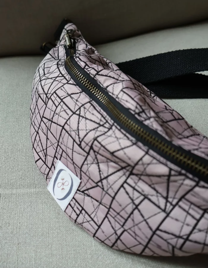 sac banane réversible rose et lignes noires, marque La 8eme Fois