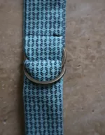 ceinture femme en tissu turquoise, réglable avec boucle en métal, marque La 8eme Fois