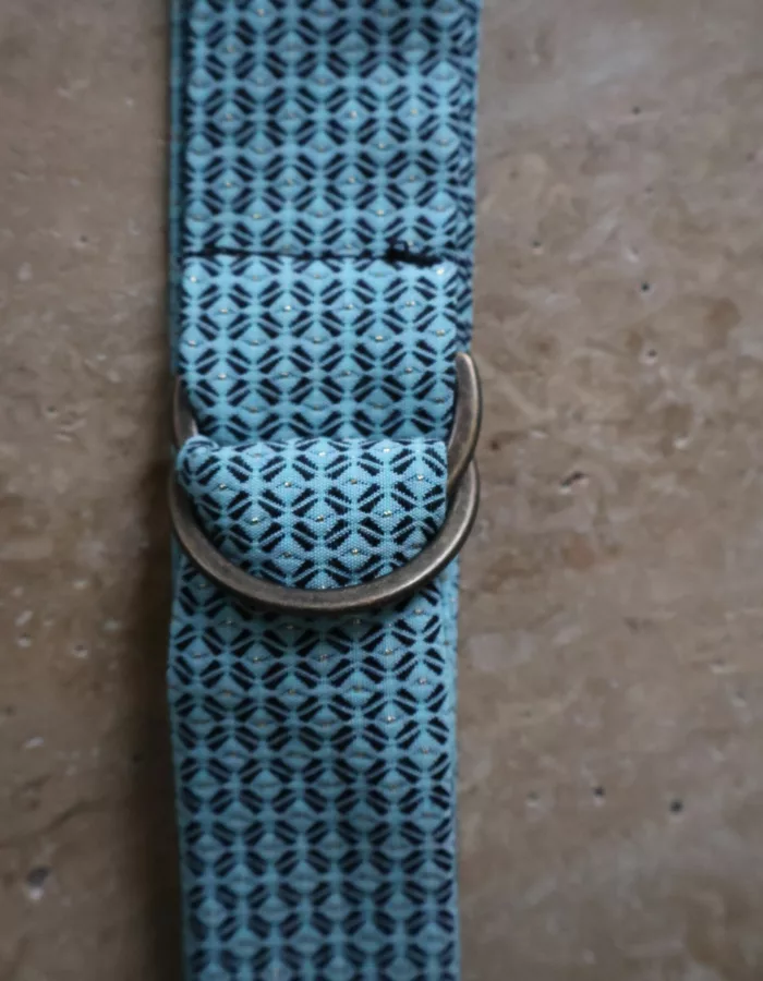 ceinture femme en tissu turquoise, réglable avec boucle en métal, marque La 8eme Fois