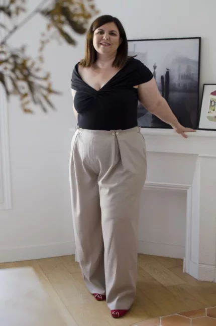 La 8eme Fois pantalon ajustable femme Béatrice couleur sable, vue en pied
