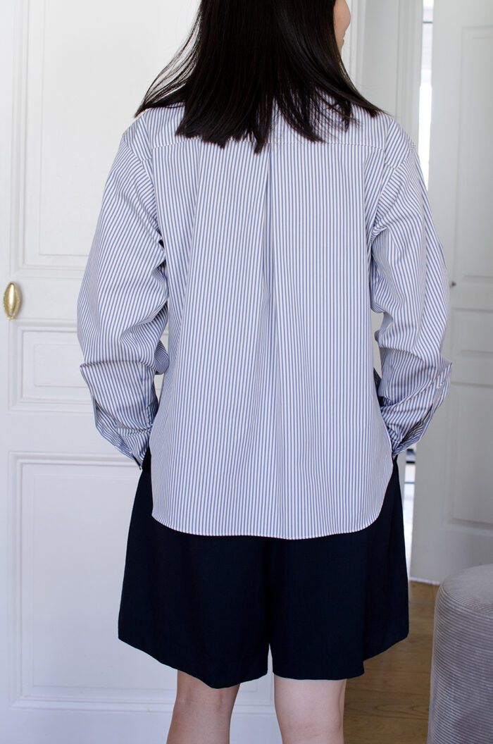 Chemise femme ajustable Charline bleu méditerranée vue dos