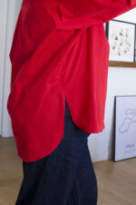 Chemise femme ajustable Charline rouge coquelicot vue fente côté