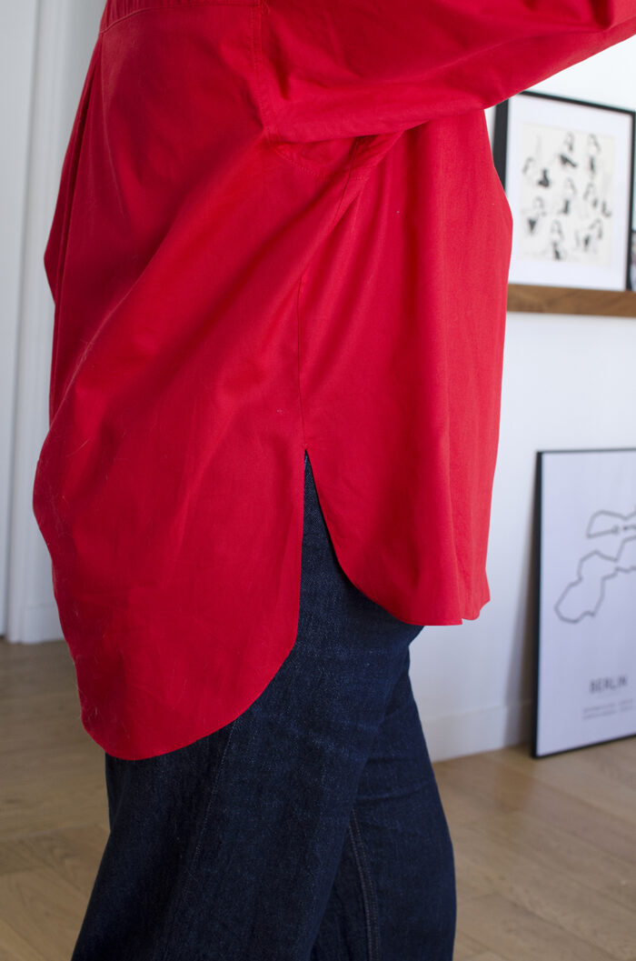 Chemise femme ajustable Charline rouge coquelicot vue fente côté