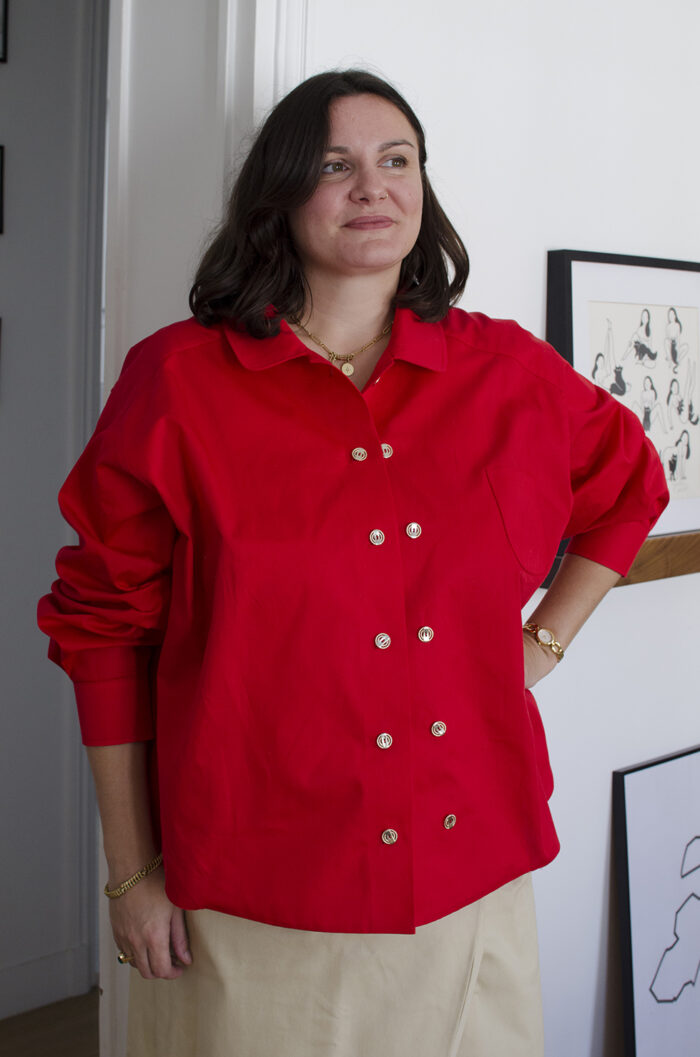 Chemise femme ajustable Charline rouge coquelicot fermée