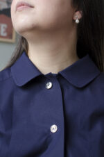 Chemise femme ajustable Charline détail col bleu nuit